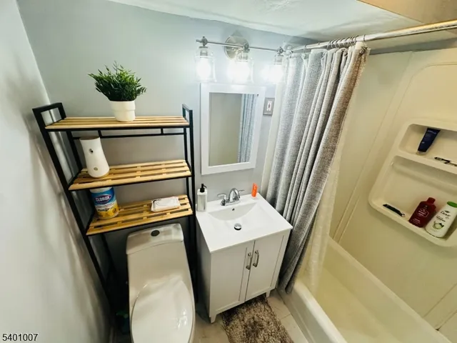 $2,800 | 2350 State Route 10, Unit E31, Morris Plains, NJ 07950