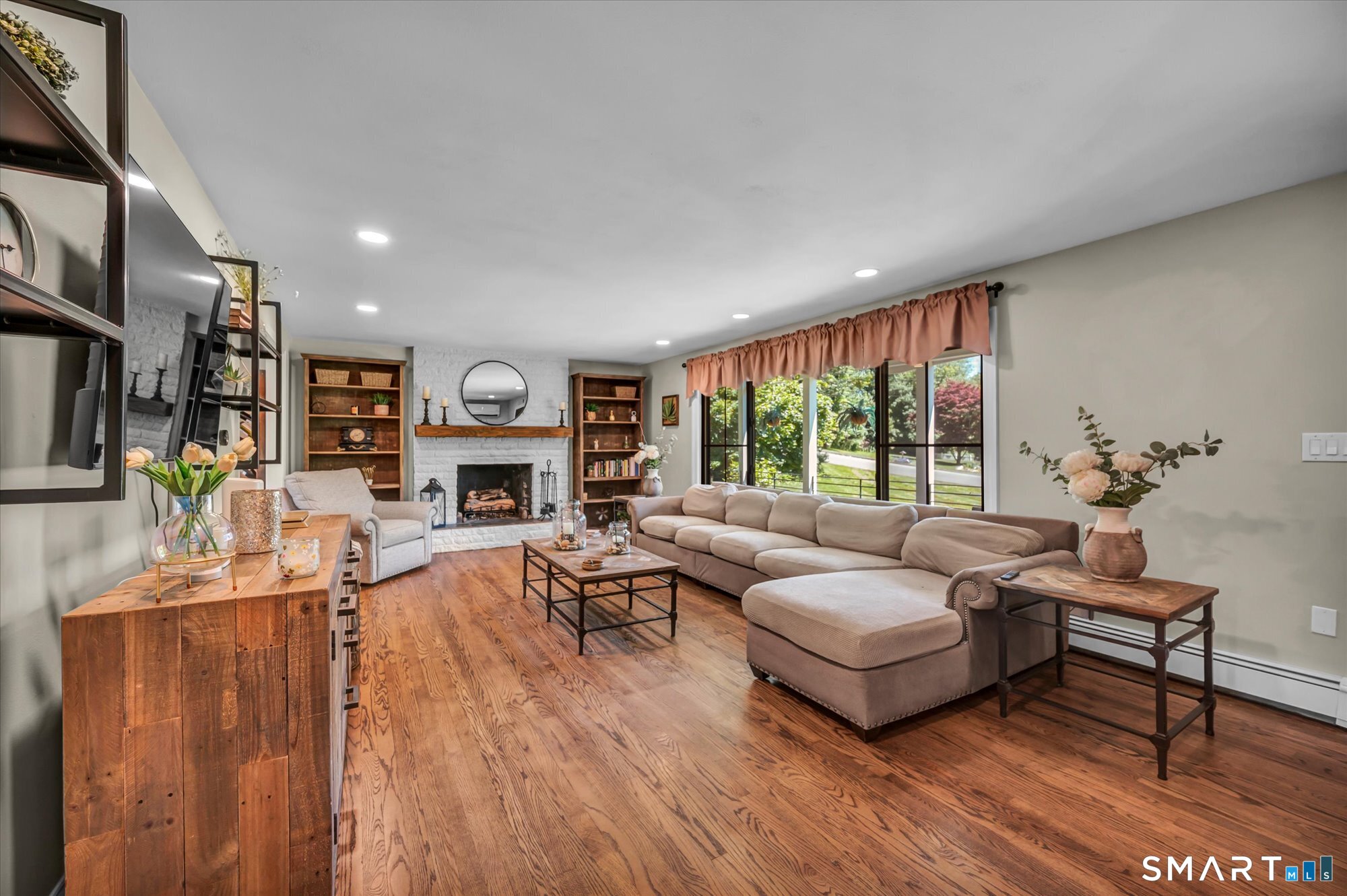 88 Meadow Wood Road Branford, CT 06405 - Photo 5 of 39