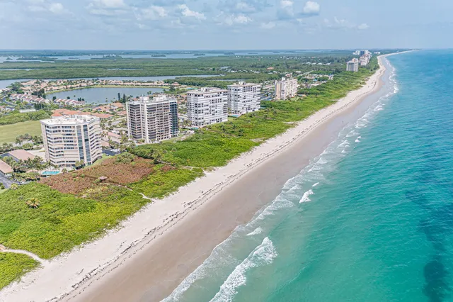 a view of a lake view with beach