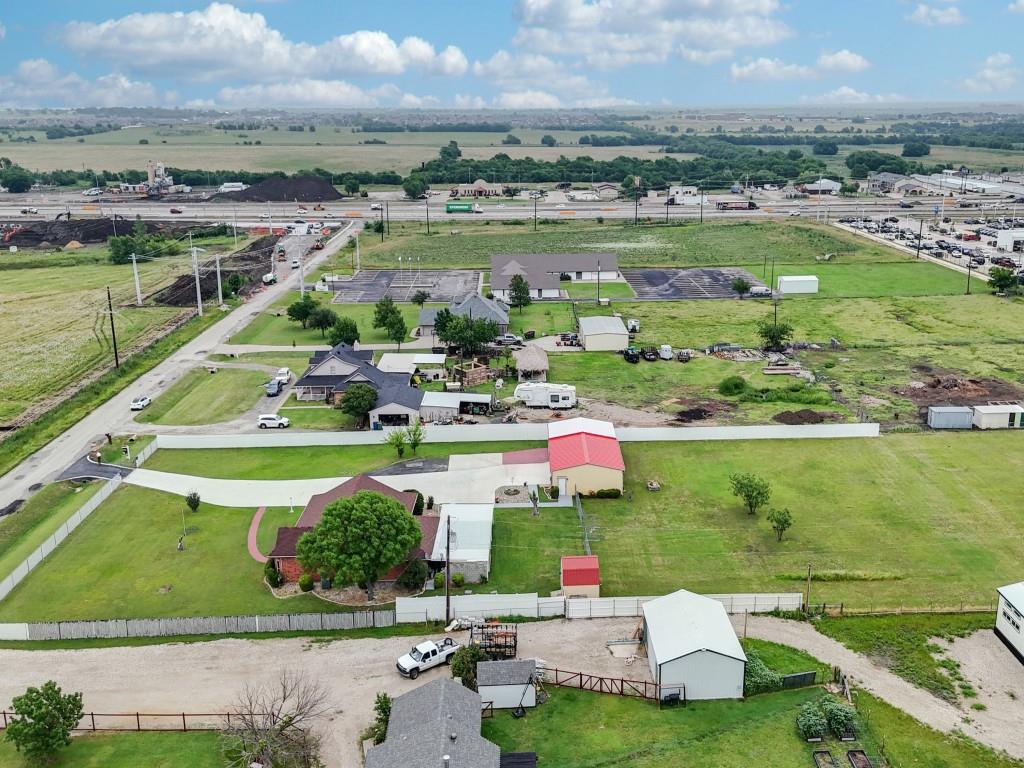 3087 Belz Road Sanger, TX 76266 - Photo 9 of 30