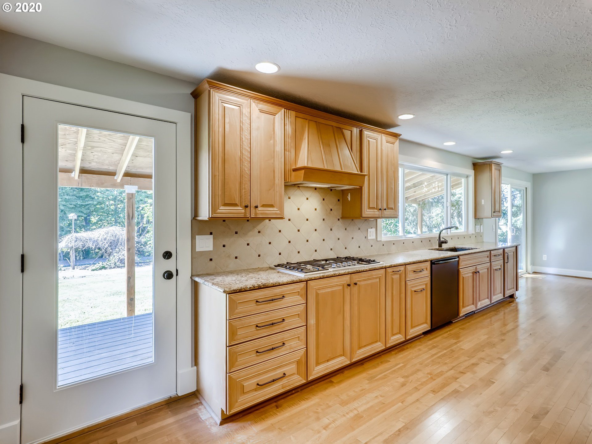 28303 Southwest Grahams Ferry Road Wilsonville, OR 97070 - Photo 11 of 30