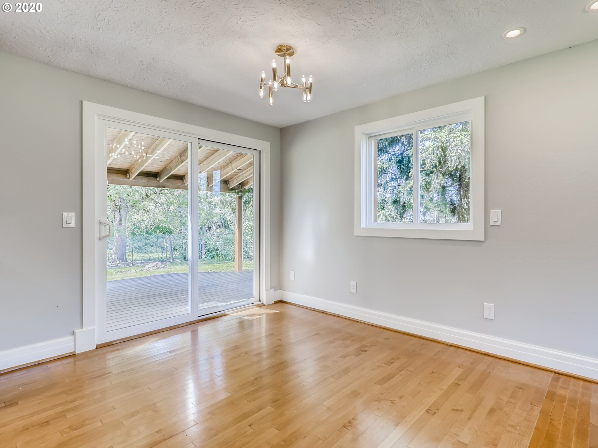 28303 Southwest Grahams Ferry Road Wilsonville, OR 97070 - Photo 12 of 30