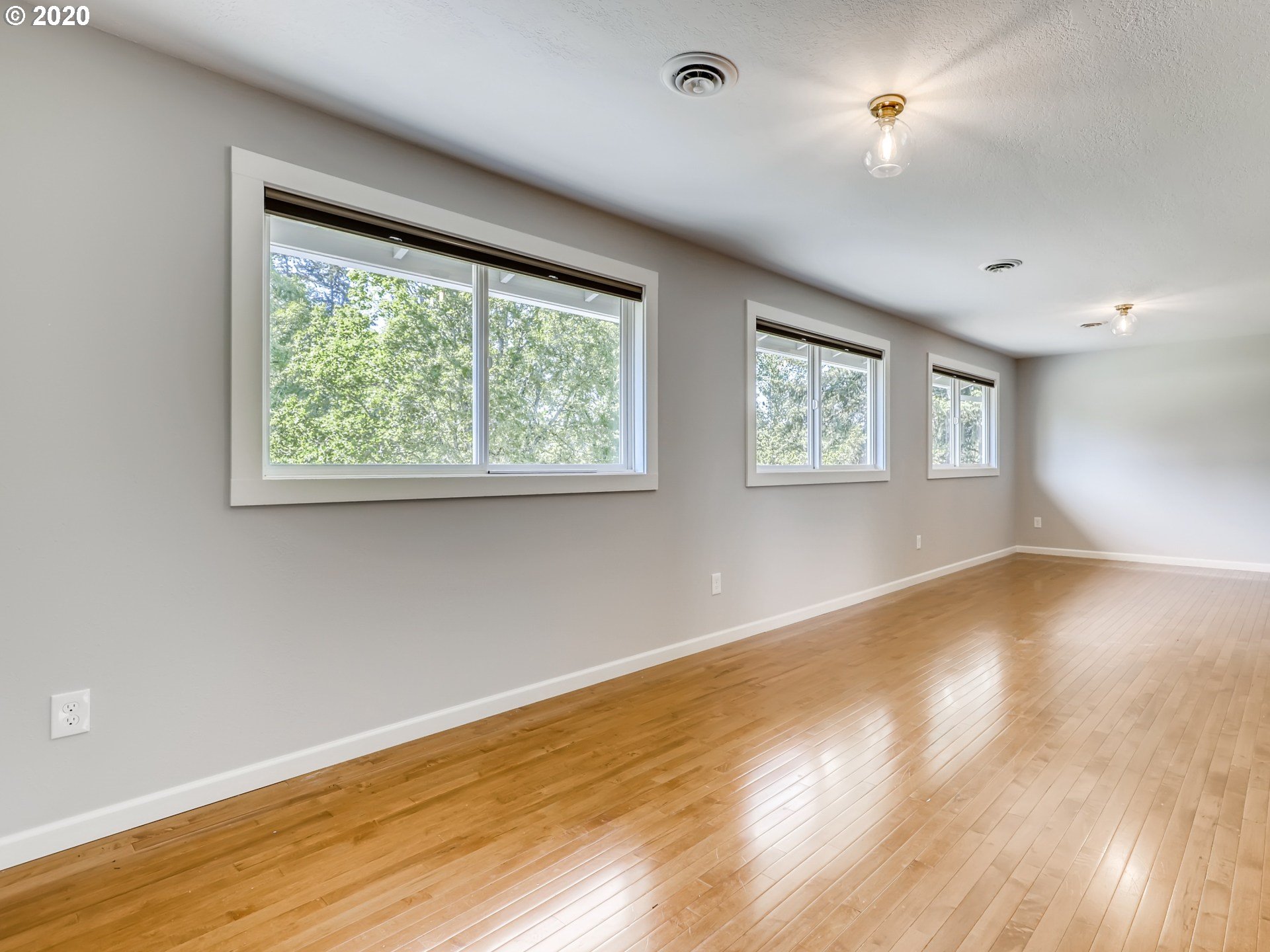 28303 Southwest Grahams Ferry Road Wilsonville, OR 97070 - Photo 17 of 30