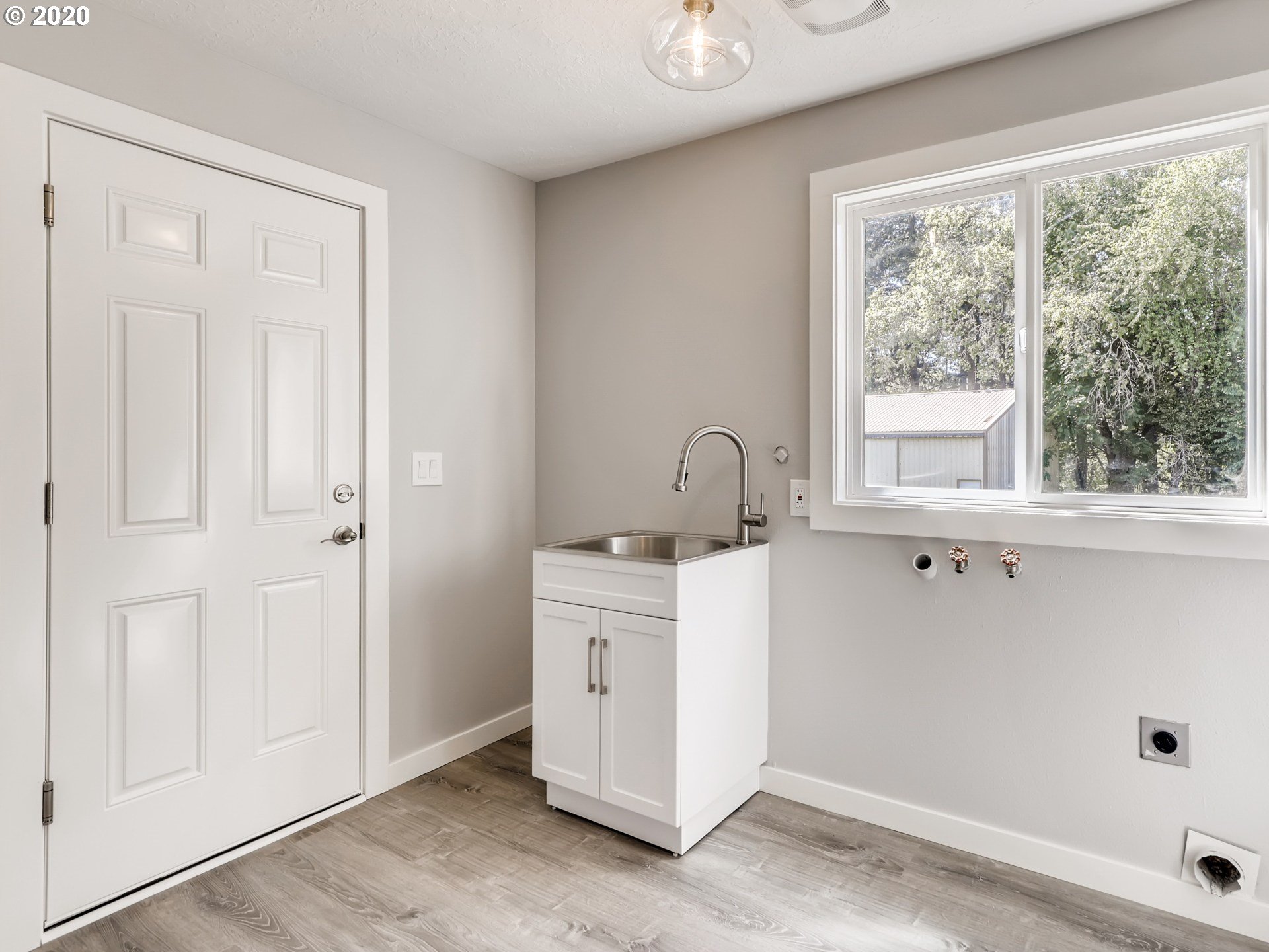 28303 Southwest Grahams Ferry Road Wilsonville, OR 97070 - Photo 22 of 30