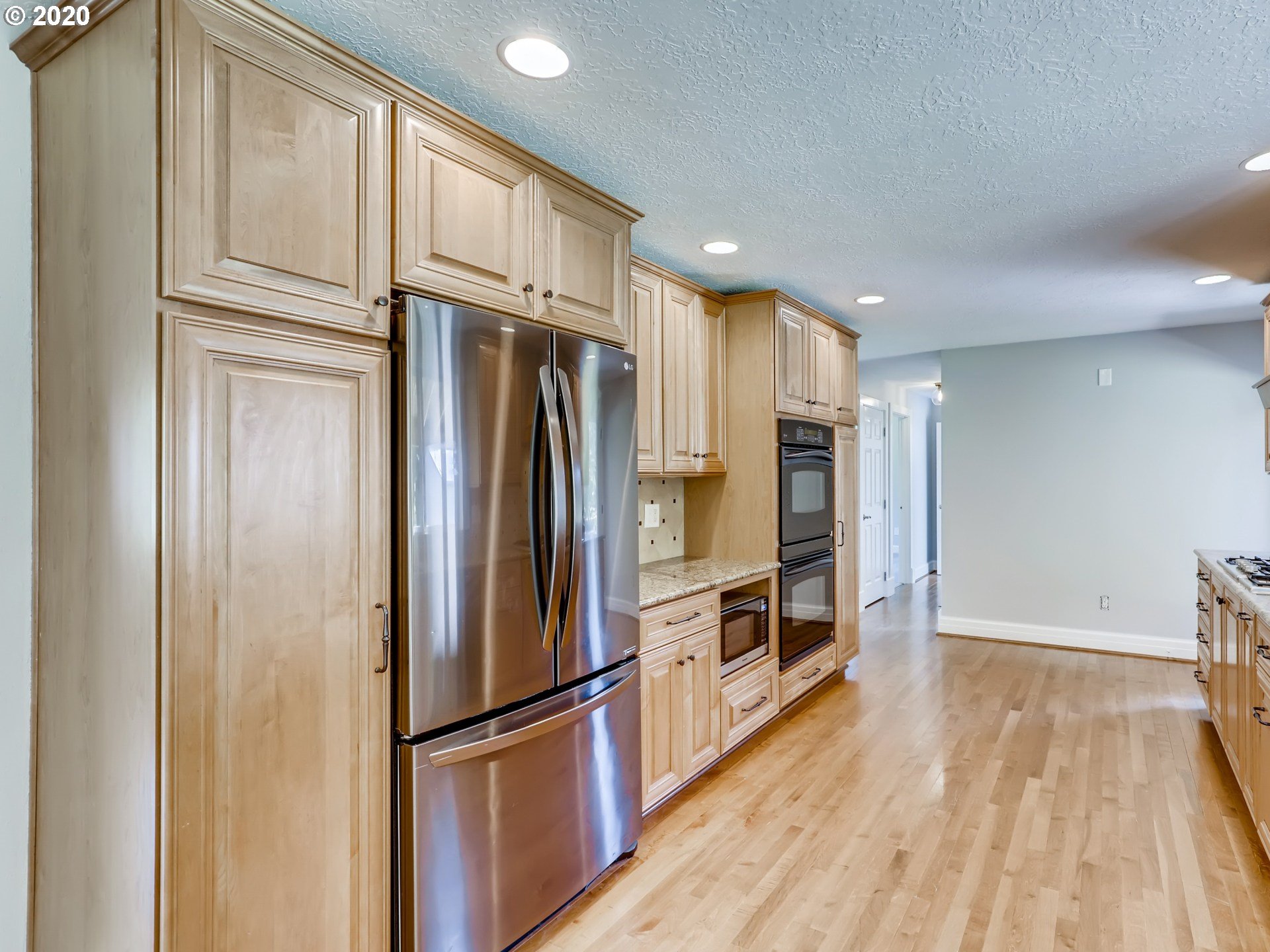 28303 Southwest Grahams Ferry Road Wilsonville, OR 97070 - Photo 9 of 30