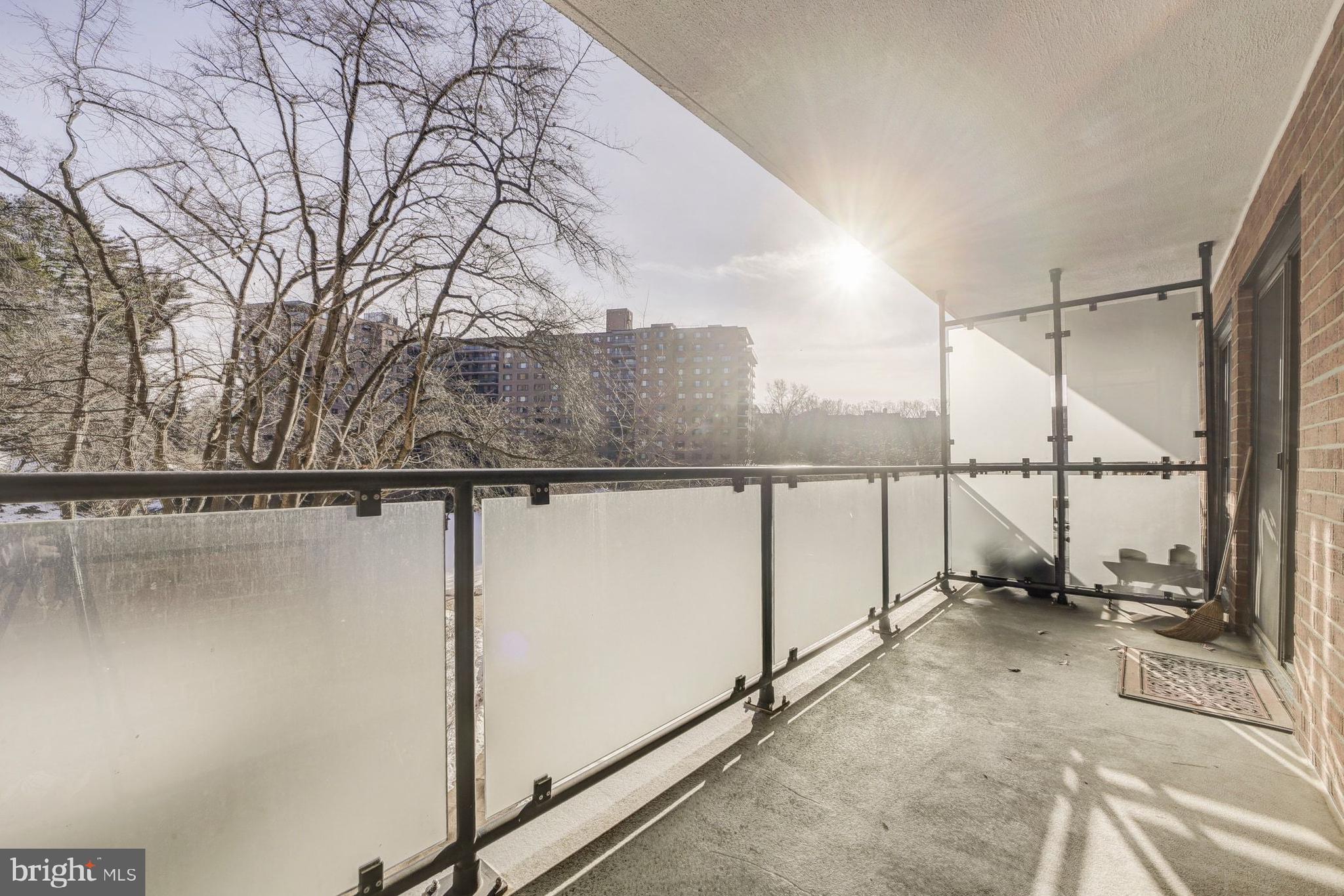 4201 Cathedral Avenue Northwest, Unit 321W Washington, DC 20016 - Photo 6 of 13