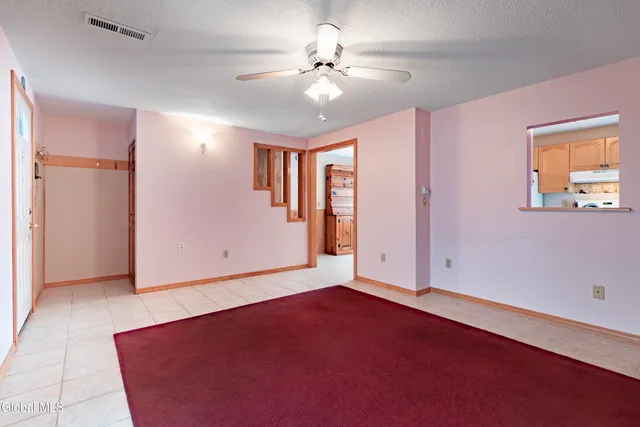 $1,650 | 43 Commons Drive, East Greenbush, NY 12061