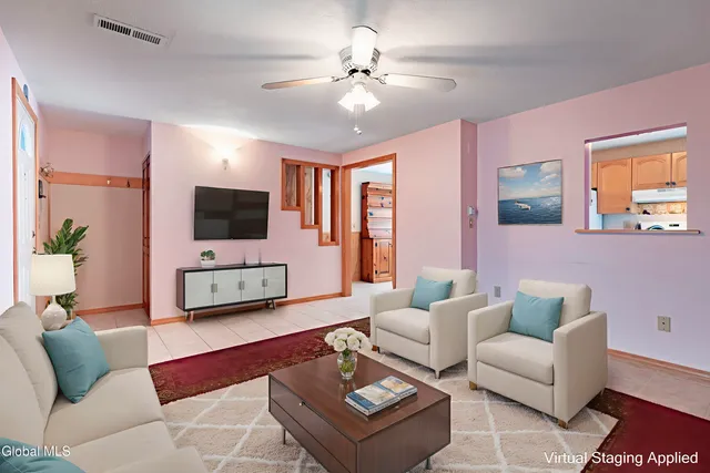 $1,650 | 43 Commons Drive, East Greenbush, NY 12061