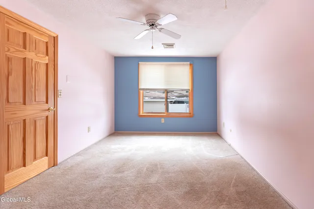 $1,650 | 43 Commons Drive, East Greenbush, NY 12061