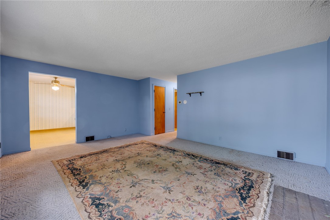 25 Wyncote Avenue Irondequoit, NY 14609 - Photo 5 of 24