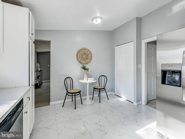 $379,900 | 906 Scotts Hill Drive, Pikesville, MD 21208