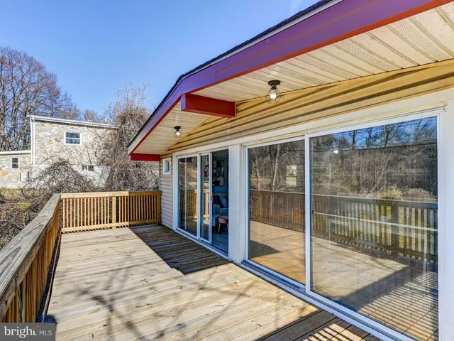 $379,900 | 906 Scotts Hill Drive, Pikesville, MD 21208