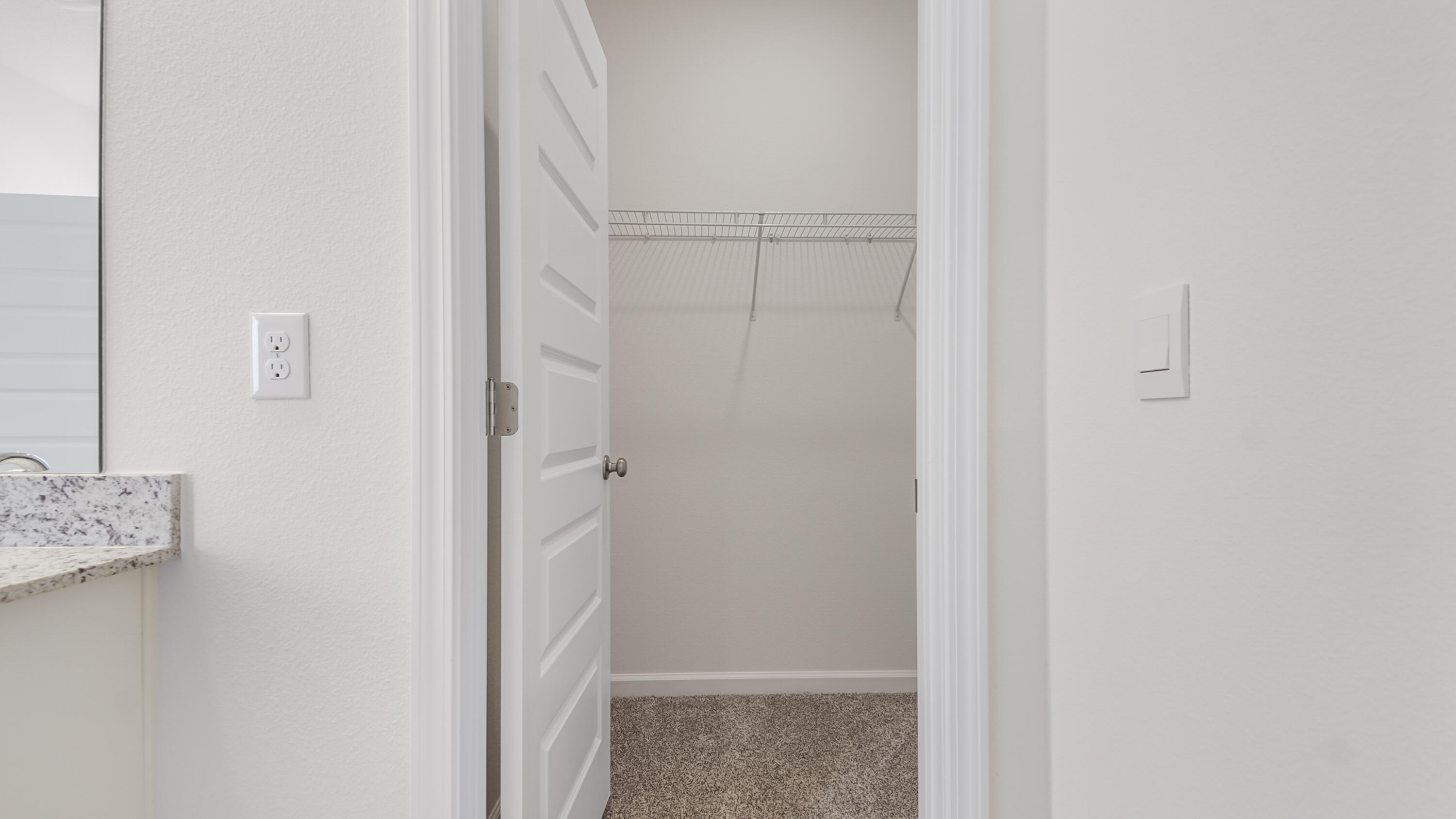 214 Sweetthorn Street Freeport, FL 32439 - Photo 26 of 36 a view of small space