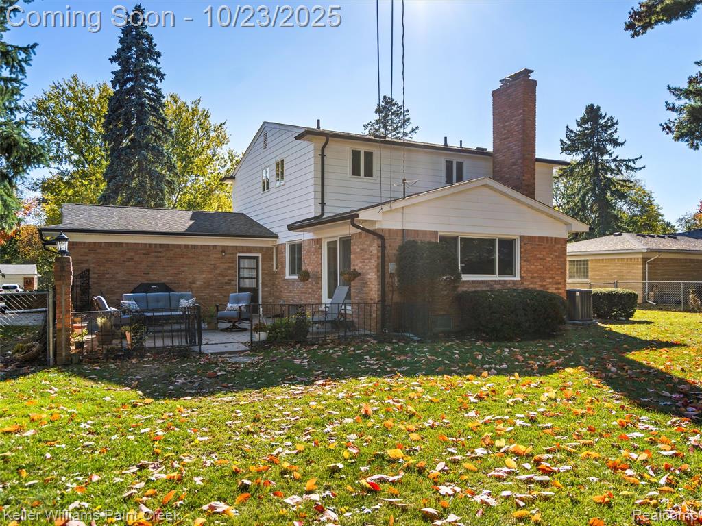 2152 Avoncrest Drive Rochester Hills, MI 48309 - Photo 39 of 42