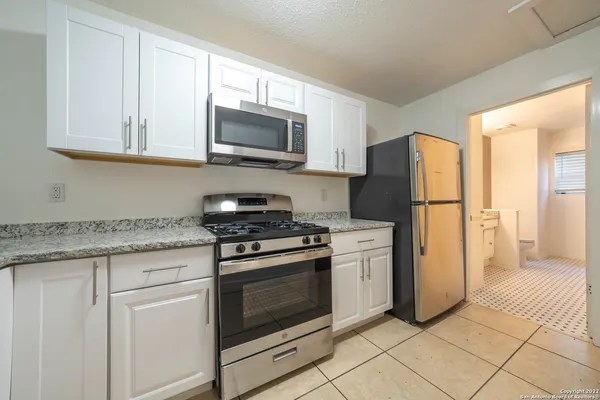 $1,850 | 212 Mclane Street, Unit A, San Antonio, TX 78212
