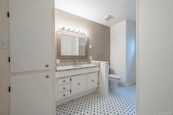 $1,850 | 212 Mclane Street, Unit A, San Antonio, TX 78212