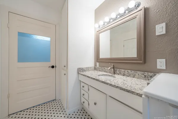 $1,850 | 212 Mclane Street, Unit A, San Antonio, TX 78212