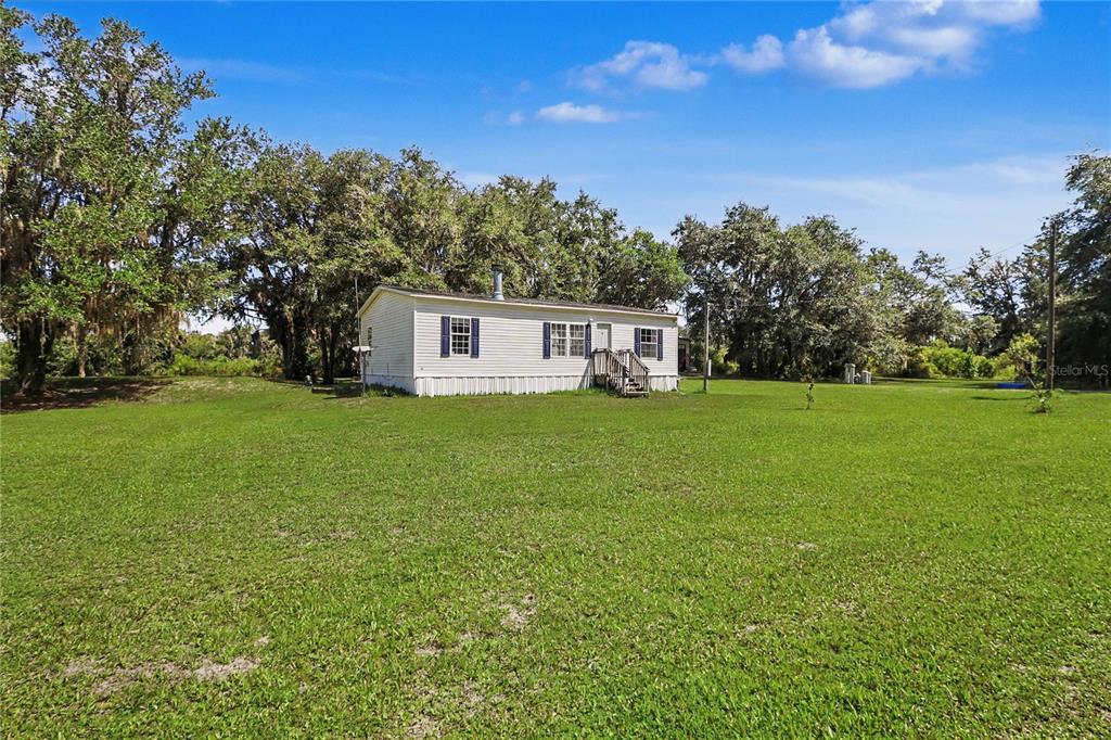 5435 Northeast 153rd Place Road Citra, FL 32113 - Photo 4 of 40