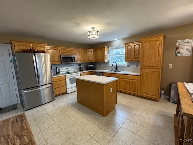 $362,500 | 5598 Norton Road, Vernon, NY 13477