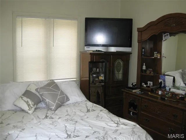 $118,500 | 6264 Cabanne Avenue, University City, MO 63130