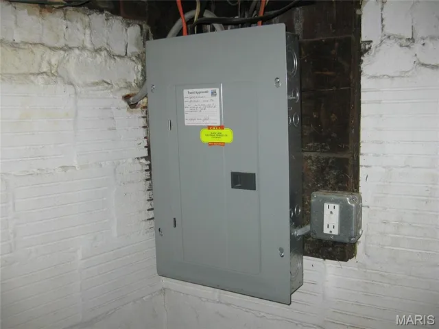 $118,500 | 6264 Cabanne Avenue, University City, MO 63130