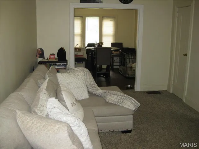 $118,500 | 6264 Cabanne Avenue, University City, MO 63130