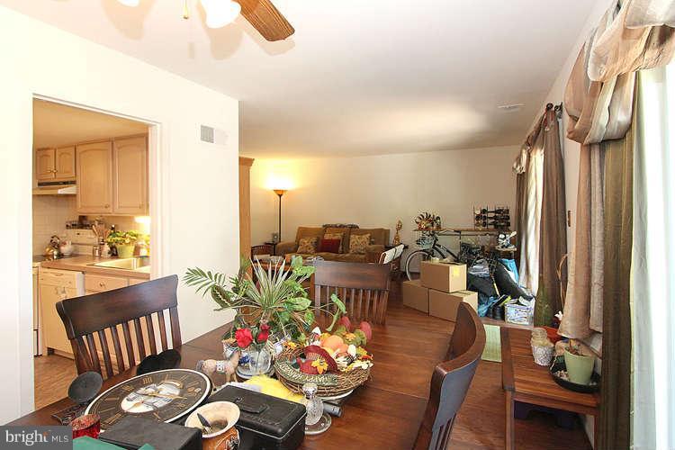 1784 Ivy Oak Square Reston, VA 20190 - Photo 18 of 30 Dining Room
