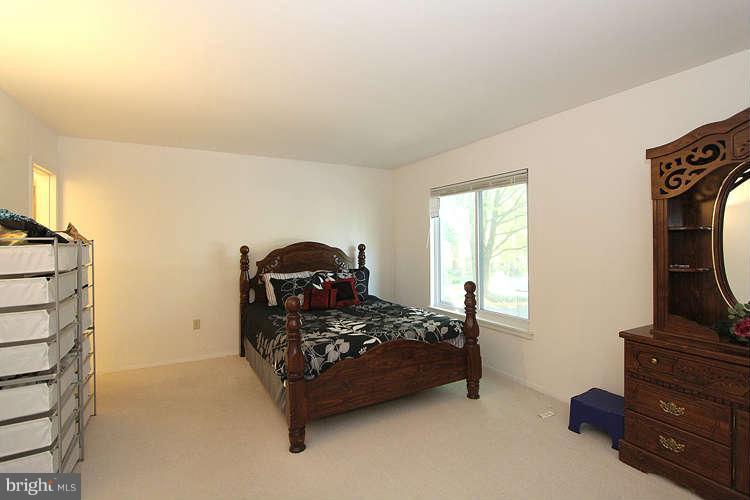 1784 Ivy Oak Square Reston, VA 20190 - Photo 23 of 30 Bedroom (Master)