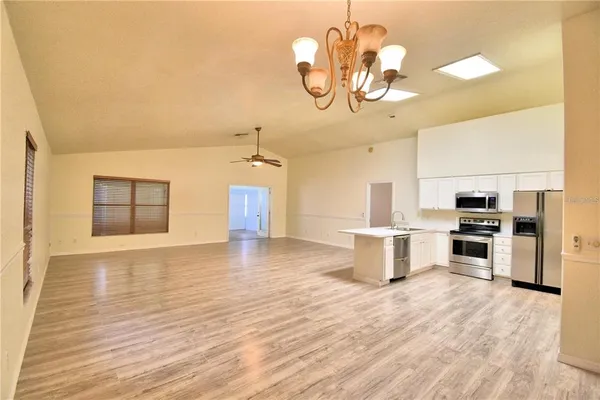 $1,900 | 616 Crystal's Boulevard, Winter Haven, FL 33884