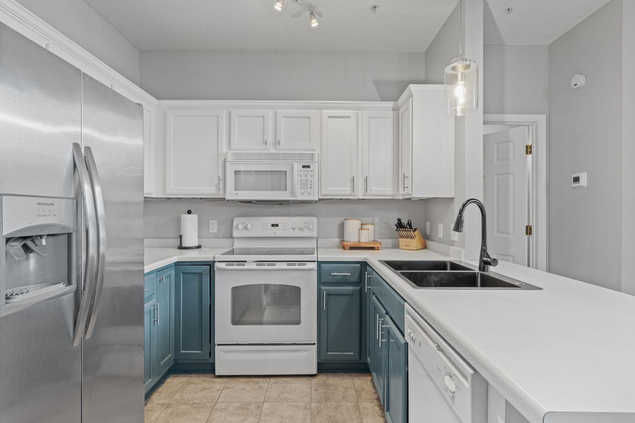 17824 66th Avenue North Maple Grove, MN 55311 - Photo 7 of 23