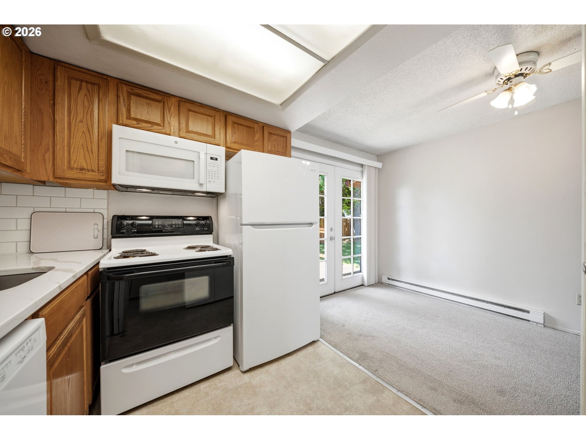 805 Southeast Rene Avenue Gresham, OR 97080 - Photo 13 of 30