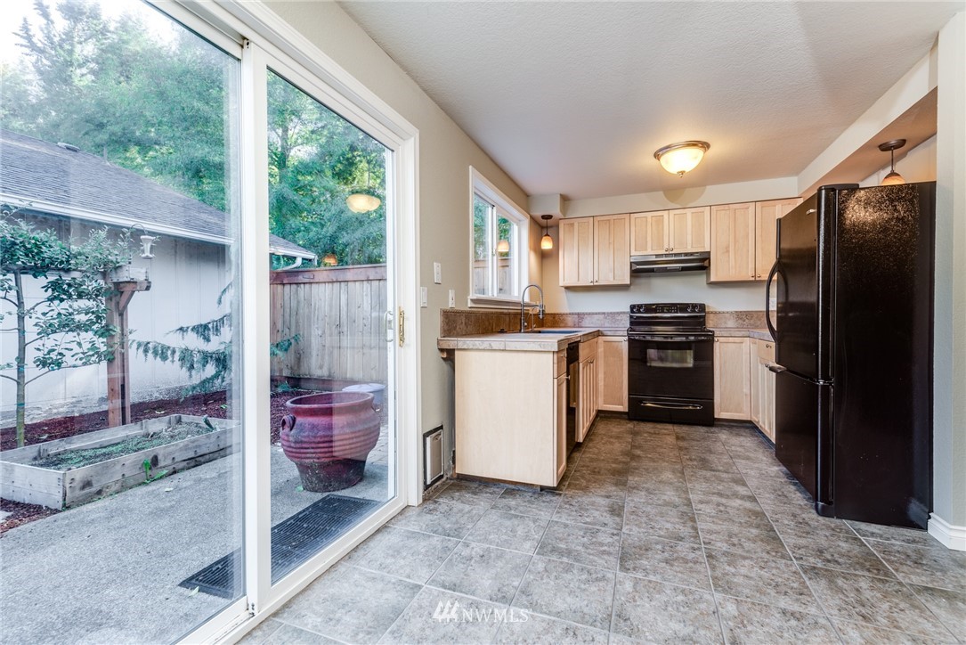 1508 Diamond Road Southeast Lacey, WA 98503 - Photo 6 of 19 Gallery Image 6