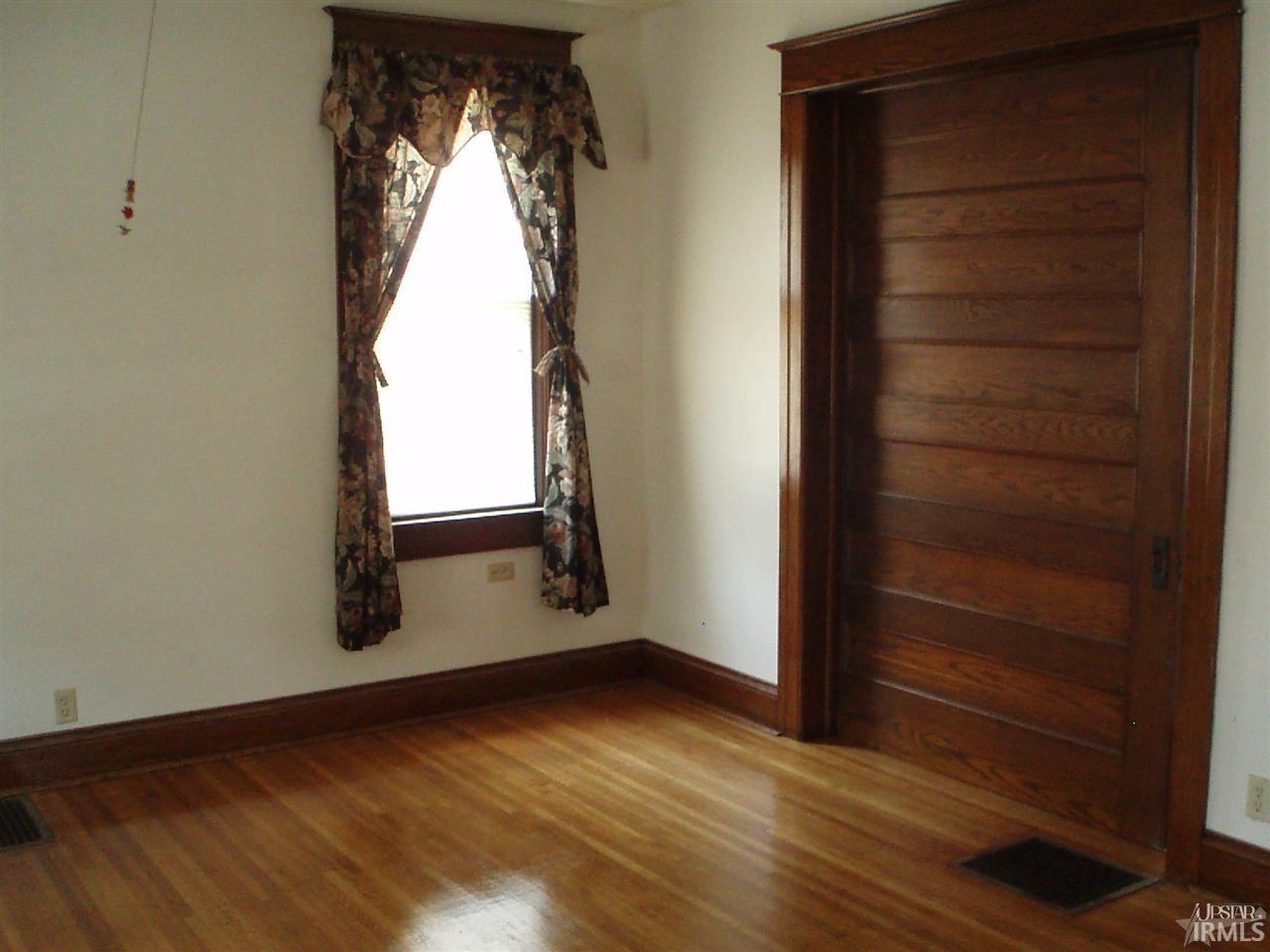 636 Huffman Street Fort Wayne, IN 46808 - Photo 3 of 25