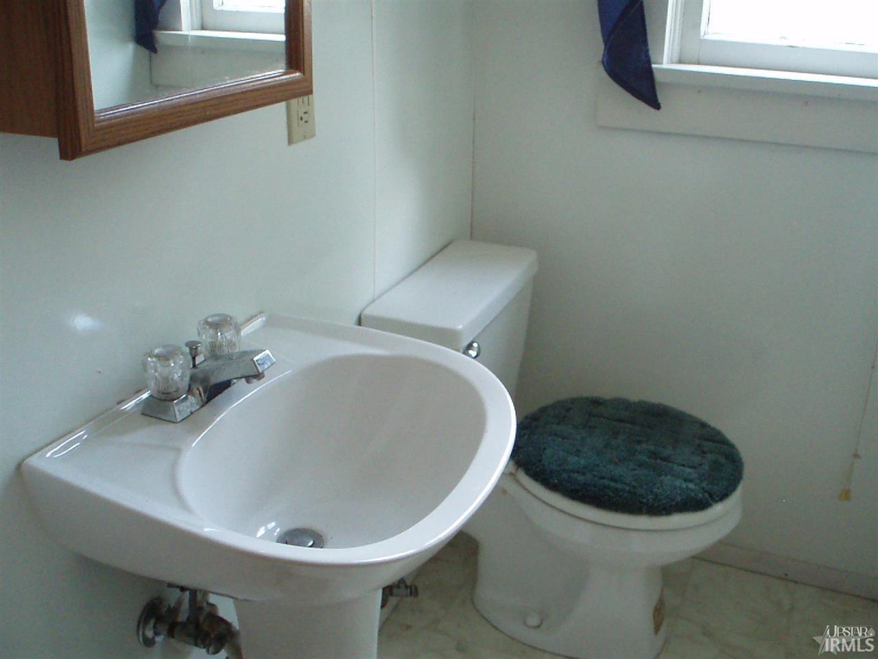 636 Huffman Street Fort Wayne, IN 46808 - Photo 6 of 25