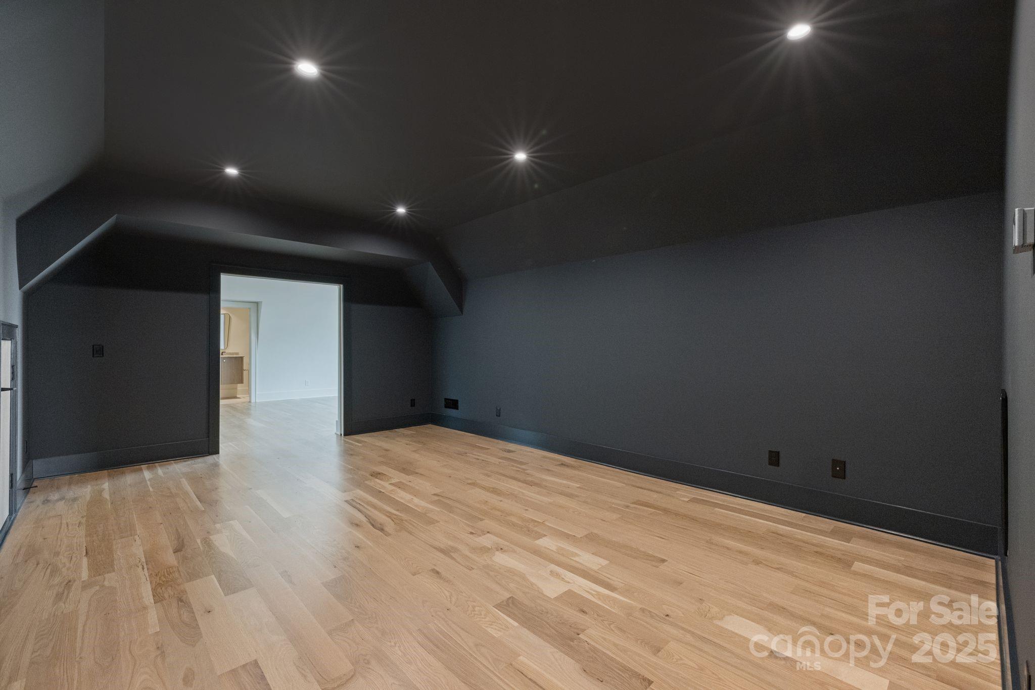 8397 Ranger Island Marina Road Denver, NC 28037 - Photo 45 of 48 a view of empty room