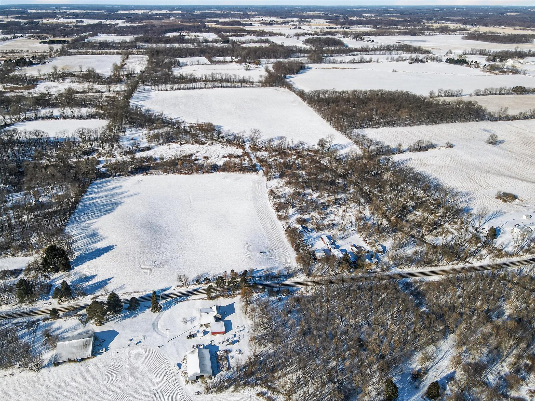 5647 South Royston Road Eaton Rapids, MI 48827 - Photo 3 of 14 03-5647-S-Royston-Rd-WindowStill