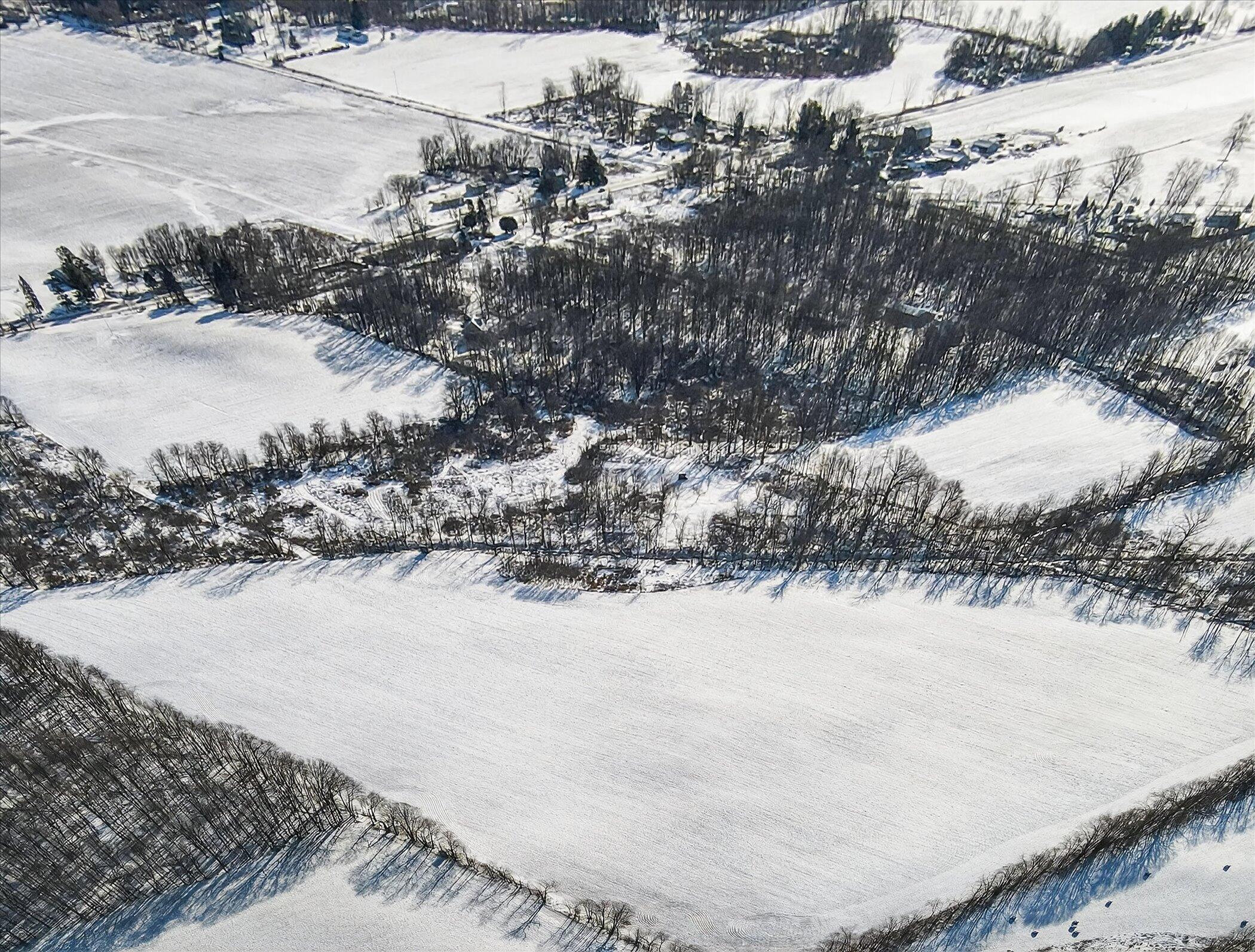 5647 South Royston Road Eaton Rapids, MI 48827 - Photo 9 of 14 09-5647-S-Royston-Rd-WindowStill