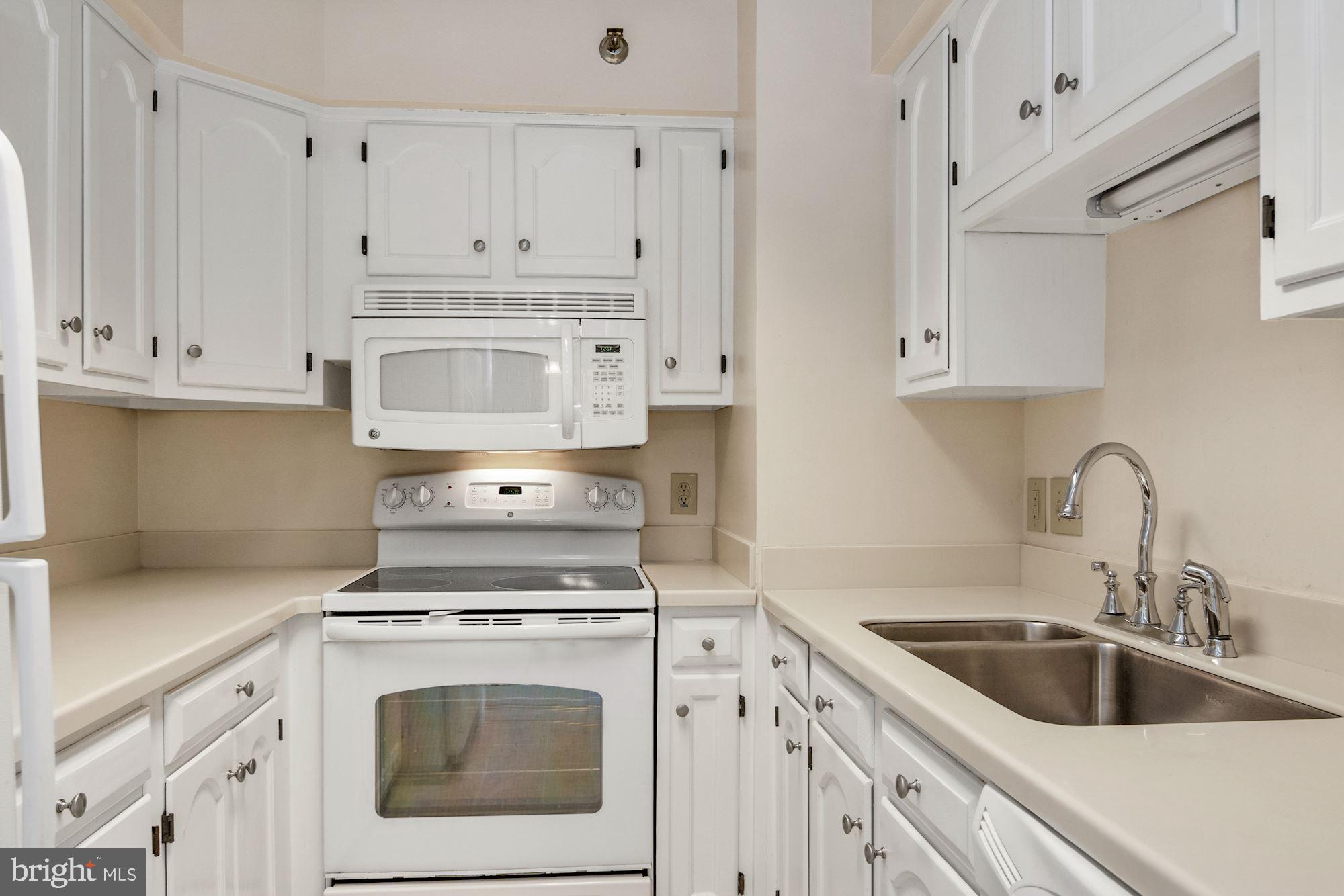 1301 North Courthouse Road, Unit 1505 Arlington, VA 22201 - Photo 5 of 22