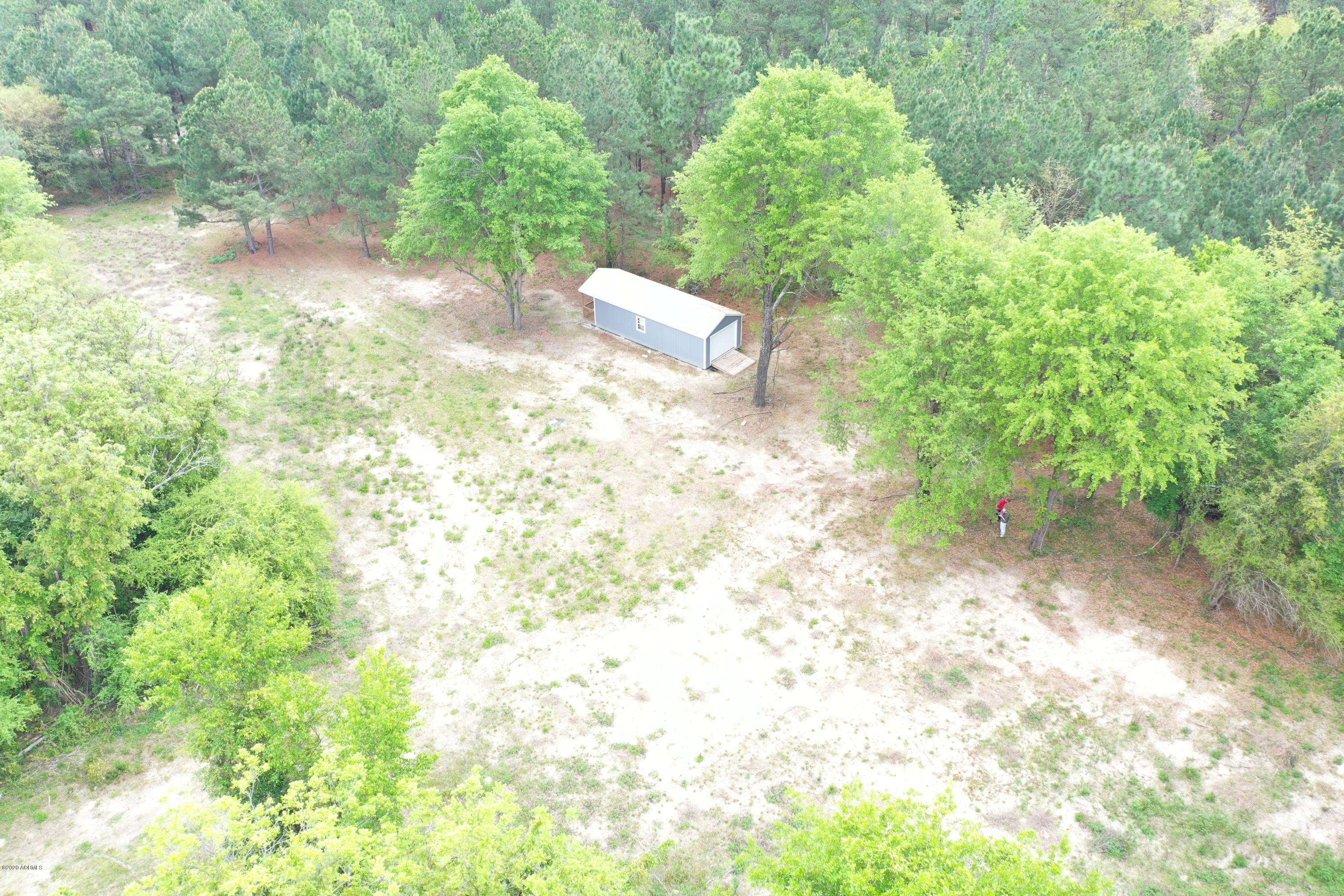 330 Whittle Pond Road Williston, SC 29853 - Photo 1 of 50 01