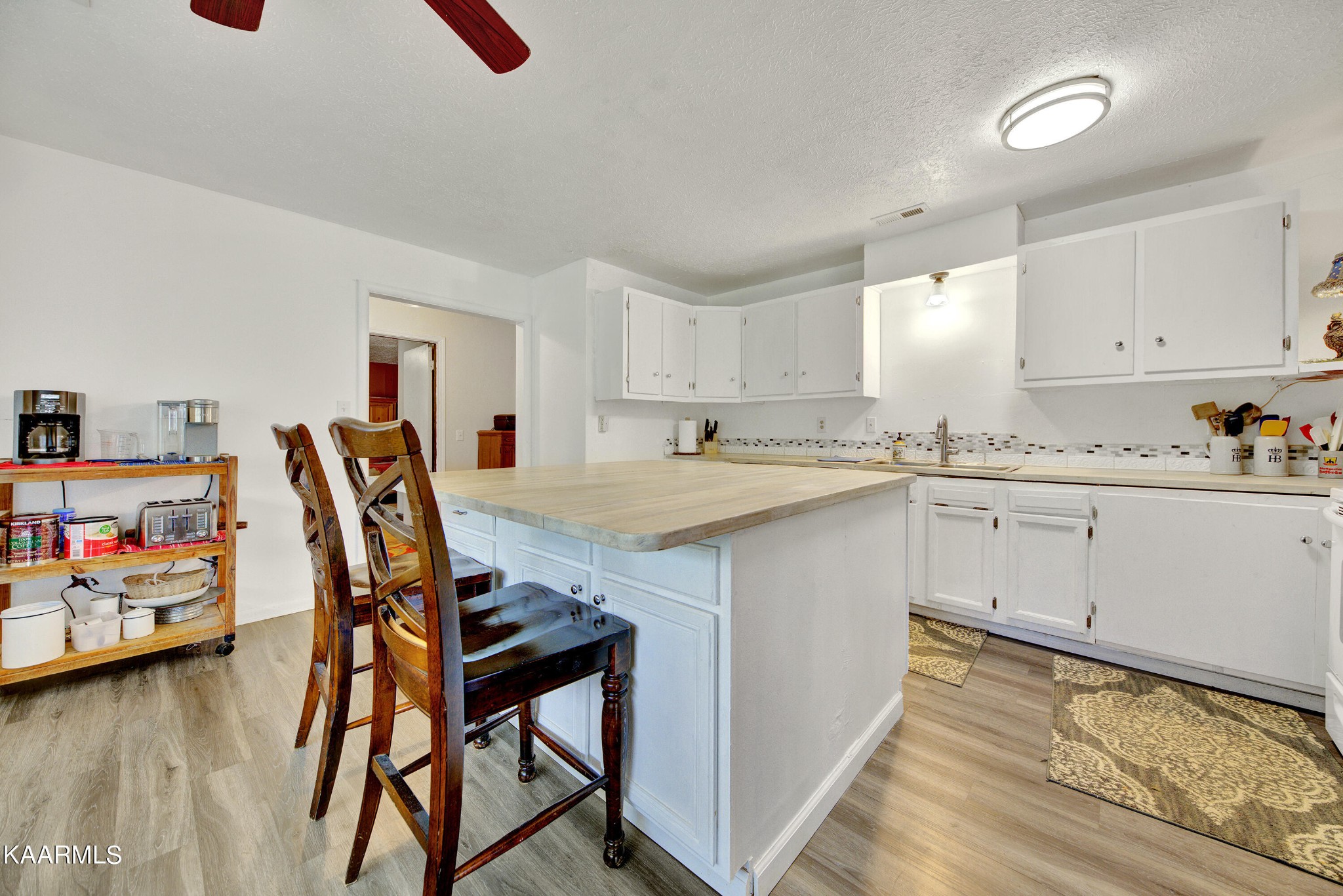 1034 Kirk Road Greenback, TN 37742 - Photo 5 of 41 Gallery Image 5