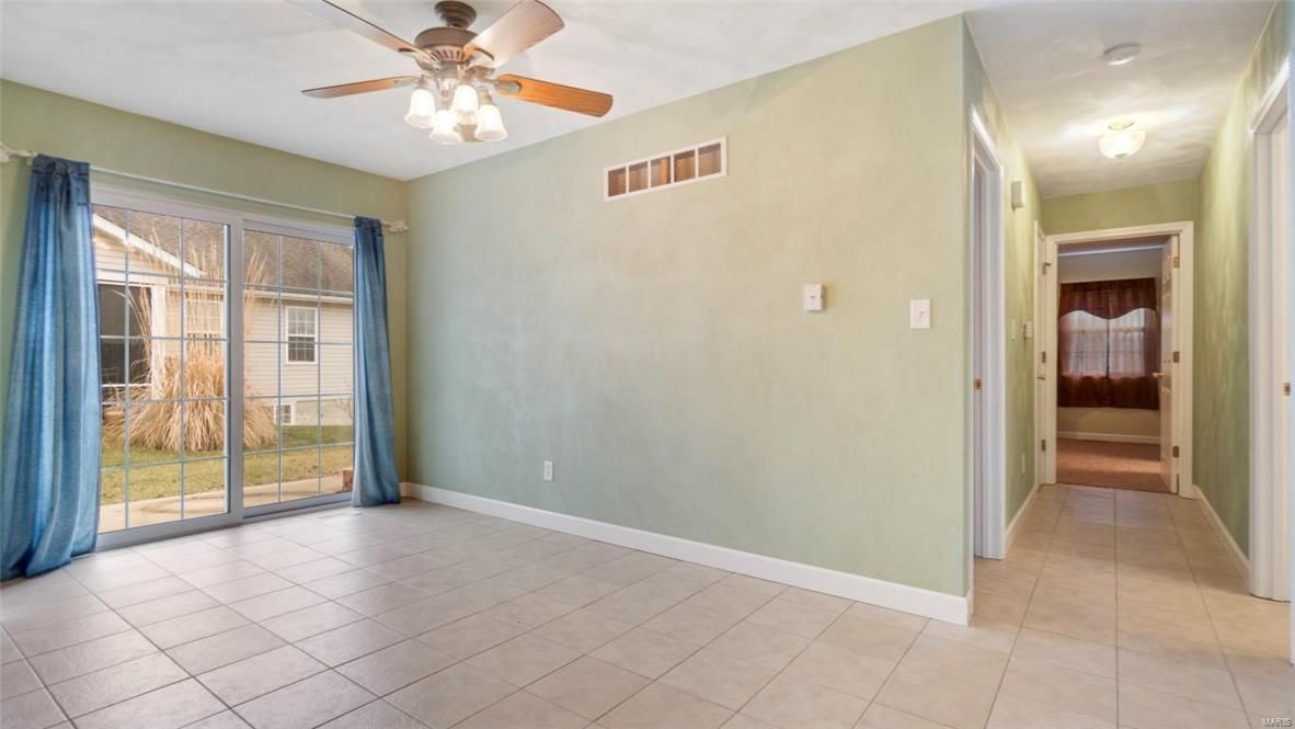 205 Mueller Lane Waterloo, IL 62298 - Photo 13 of 36 Gallery Image 13