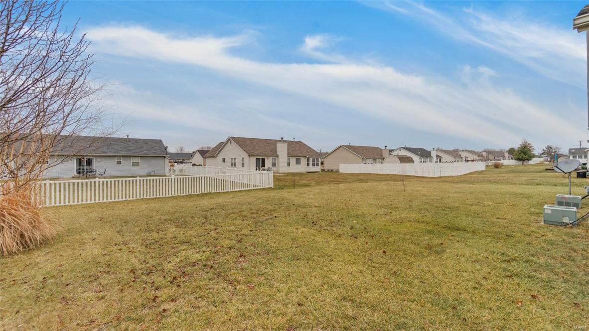 205 Mueller Lane Waterloo, IL 62298 - Photo 4 of 36 Gallery Image 4