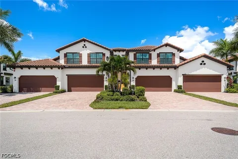 $429,900 | 12027 Hawthorn Lake Drive, Unit 202, Fort Myers, FL 33913