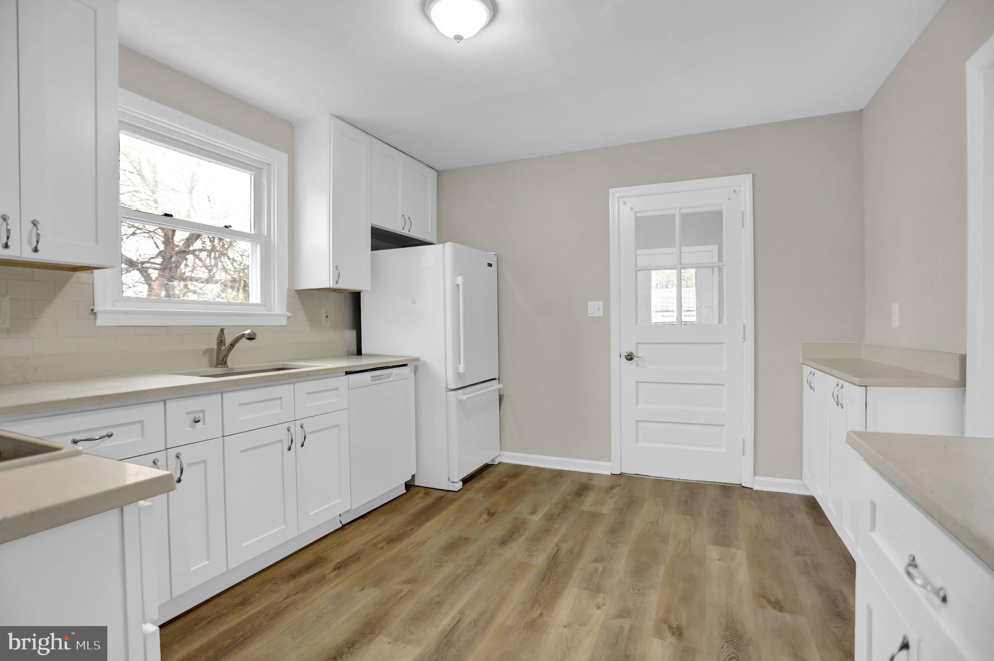 1948 White Hall Road White Hall, MD 21161 - Photo 6 of 27 Kitchen