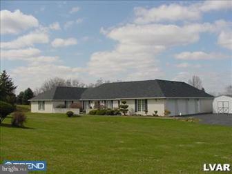 4095 Huckleberry Road Allentown, PA 18104 - Photo 1 of 6 Gallery Image 1