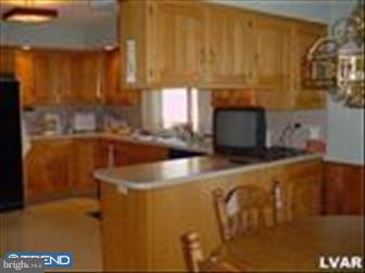 4095 Huckleberry Road Allentown, PA 18104 - Photo 4 of 6 Gallery Image 4