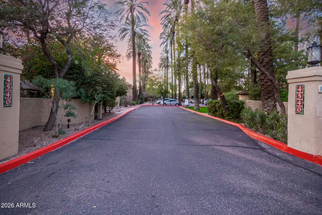 $450,000 | 4540 North 44th Street, Unit 46, Phoenix, AZ 85018
