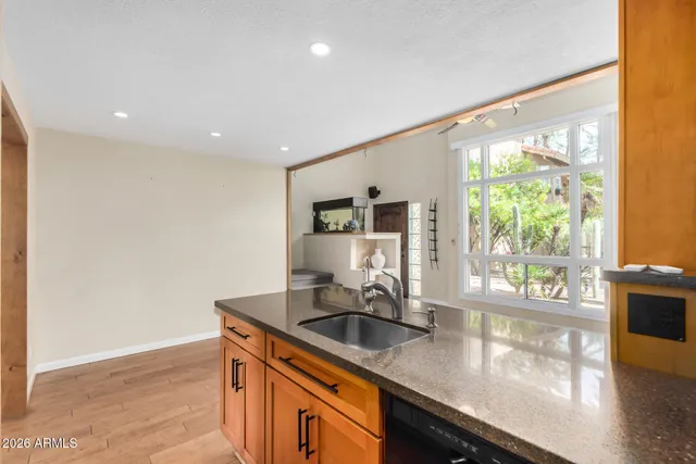 $450,000 | 4540 North 44th Street, Unit 46, Phoenix, AZ 85018