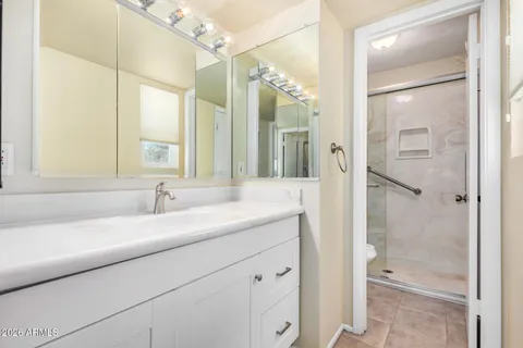 $450,000 | 4540 North 44th Street, Unit 46, Phoenix, AZ 85018