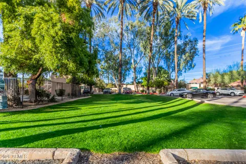 $450,000 | 4540 North 44th Street, Unit 46, Phoenix, AZ 85018